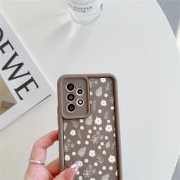 For Samsung Galaxy A56 5G A17 A07 A36 A26 A16 A06 A15 A25 A55 A35 A54 A14 A34 S26 Ultra S25 FE S24 Plus Daisy Flower Phone Case