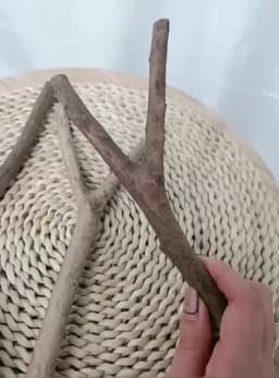Natural Wood Pet Parrot Raw Wood Fork Tree Branch Stand Rack Squirrel Bird Hamster Branch Perches Chew Bite Toys Stick