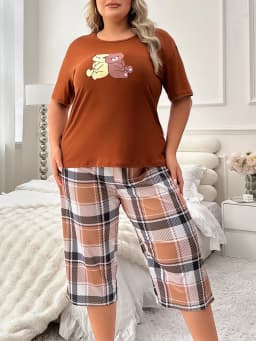 Round neck cute teddy bear short sleeved checkered 7-inch pants casual soft and comfortable plus size women's set pajamas