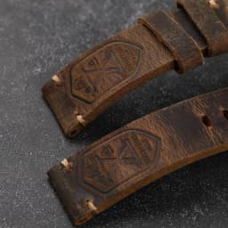 Handmade First Layer Cowhide Leather Watchband 20 22 23 24 26MM Brown Padded Leather Strap For PAM111 441 Soft Men's Bracelet