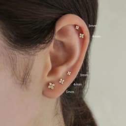 Huitan Korean Style Flower Stud Earrings Women Gold Color White Cubic Zirconia Small Fresh Fashion Accessories Hot Jewelry