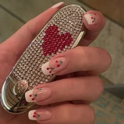 24Pcs French Tip Handmade Press On Nails Minimalist Solid Color Fake Nails Medium Square Full Cover Press On Nail Tips With Glue