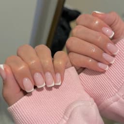 24Pcs French Tip Handmade Press On Nails Minimalist Solid Color Fake Nails Medium Square Full Cover Press On Nail Tips With Glue