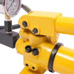 CP-700 Manual Hydraulic Pump with Pressure Guage Maximum Output Pressure 700bar Easy to Use