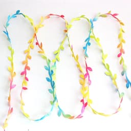 10yards Silk Leaf-Shaped Handmake Artificial Green Leaves for Wedding Decoration DIY Wreath Gift Scrapbooking Craft Fake Flower