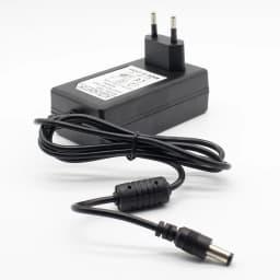 1PCS 18V 2A AC 100V-240V Converter Adapter DC 18V 2A 2000mA Power Supply EU Plug 5.5mm X 2.1-2.5mm