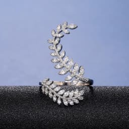 Huitan New Arrival Fashion Leaf Opening Ring for Women Wedding Party Delicate Finger Ring Cubic Zirconia Adjustable Ring Jewelry