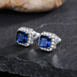 Huitan Gorgeous Green Cubic Zirconia Stud Earrings for Women Noble Wedding Party Earring Nice Birthday Gift Lady Fashion Jewelry