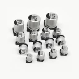 20PCS/lot SMD Aluminum Electrolytic Capacitor 10V 16V 25V 35V 50V 1UF 2.2UF 4.7UF 10UF 22UF 47UF 100UF 220UF 330UF 470UF 1000UF