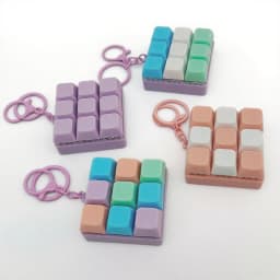 New Keyboard Fidget Toy, Fidget Clicker Keyboard Fidget Keychain, Button Fidget Gifts for Adults to Relieve Stress and Pass Time