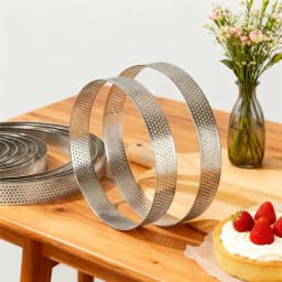 Professional kitchen baking perforated decorative tool stainless steel tart mold for cooking cakes, circular mold, circular ring