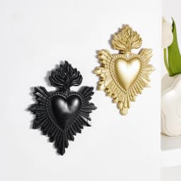 1PC, Made of Resin, Flame-Shaped Heart-Shaped Decorative Handcrafted Item for Hanging, Suitable for Home Wall Decoration
