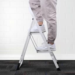 Folding Step Ladder for Home & Kitchen, 2 Step Ladder Anti-Slip Tread, Portable Metal Step Ladder, Easy to Store, 150kg Capacity