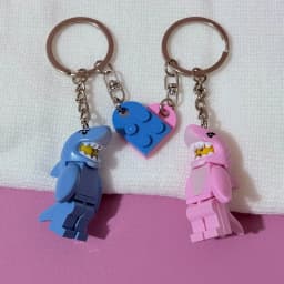 2pcs Cartoon Pink and Blue Shark Couple Keychain Heart-Shaped Building Block Splicing Keyring Backpack Pendant For Friends Gifts