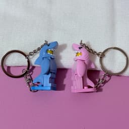 2pcs Cartoon Pink and Blue Shark Couple Keychain Heart-Shaped Building Block Splicing Keyring Backpack Pendant For Friends Gifts