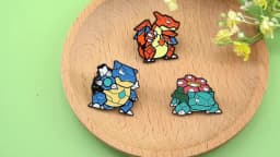 New Creative Anime Isekai Monster Charizard Brooch Badge Blastoise Venusaur Enamel Lapel Pins For Collectors