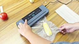 Vacuum Sealer Machine with 10 Sealer Bags and Built-in Cutter, 5 Modes One-touch Sealing for Sous Vide Cooking Dry & Moist Foods