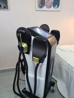 MYOslim Body Sculpt Machine 6500W RF Sculpting Fat Slimming Technology Muscle Stimulation 15 Electromagnetic Weight Loss