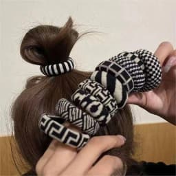 Black And White Striped Thick Hair Tie - High Elasticity Seamless Hair Rope, Simple And Versatile Women'S Hair Accessory