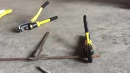 4-22mm Hydraulic Rebar Cutter Rebar Cutting Tool 13Ton/28660 Lbs C-Shaped Head for Easy Mold Change and Steel