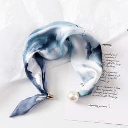 Elegant Pearl Tail Magnetic Clasp Scarf 2025 Summer New Versatile Breathable Fashion Artistic Accessory Neck Wrap Scarves Gifts