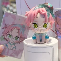 In Stock Genuine Alien Stage Baby Seriessurprise Blind Box Figurine Q-Version Trendy Toys Desktop Ornament Fan'S Kawaii Gifts