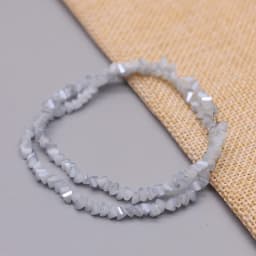 Yanqi 38 Color High quality Triangle Crystal Beads 4mm 130pcs Loose Crystal Glass Beads For Jewelry Making DIY Earring Necklace