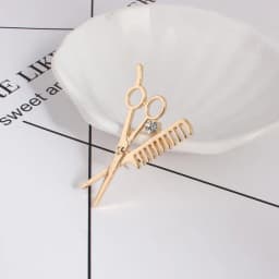 Hot New Fashion Comb Scissors Haircut Tool Crystal Brooch Personalized Style Suit Shirt Collar Needle Men And Women Jewelry