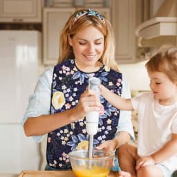 Reuasable Adult Dining Bibs Adjustable Bibs with Crumb Catcher Reusable Clothing Protector Adult Bib for Adult Elderly Disabled