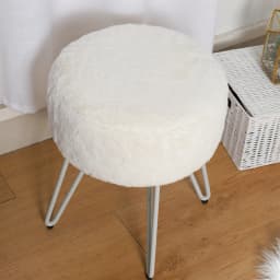 Voltsify White Round Plush Vanity Stool with Metal Legs Living Room Shoe Changing Stool Leisure Stool Furniture