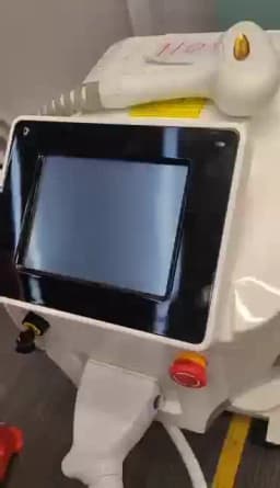 Professional 808nm Diode Laser 3000w High Power 755 808 1064nm Laser Painless Freezing Point Eepilation for Women