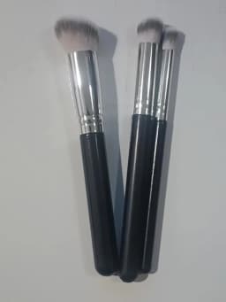Foundation Concealer Brush, Premium Contour Blusher Brushes, Flawless Under Eye Dense Face Makeup Brush For Blending
