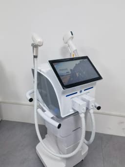 Latest Diode Laser Hair Removal Picosecond Device -4 Wavelength 4000W Power Painless And Permanent 808nm+1064nm+755nm+940nm