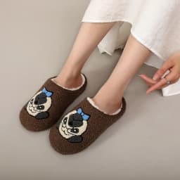A Pair of Brown Plush Capybara Animal-Patterned Furry Home Slippers with Soft Soles, Comfortable and Warm, Non-Slip Indoor Slippers Suitable for Men and Women, Lightweight, Silent, and Comfortable Shoes, the Perfect Holiday Gift Choice