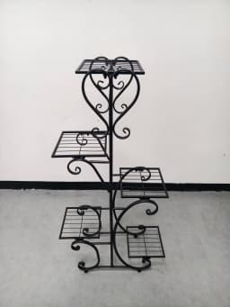 5 Tier Metal Plant Rack with Adjustable Feet, Space-Saving Vertical Flower Stand for Indoor and Sheltered Outdoor Use
