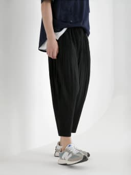 Miyake Pleated Japanese Harem Pants Men Loose Pants Breathable Low-crotch Vintage Clothing
