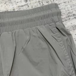 New Quick Dry Dust Grey Nylon Men Elastic Waist Drawstring Casual Cargo Shorts With Side Zipper Pockets