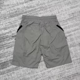New Quick Dry Dust Grey Nylon Men Elastic Waist Drawstring Casual Cargo Shorts With Side Zipper Pockets