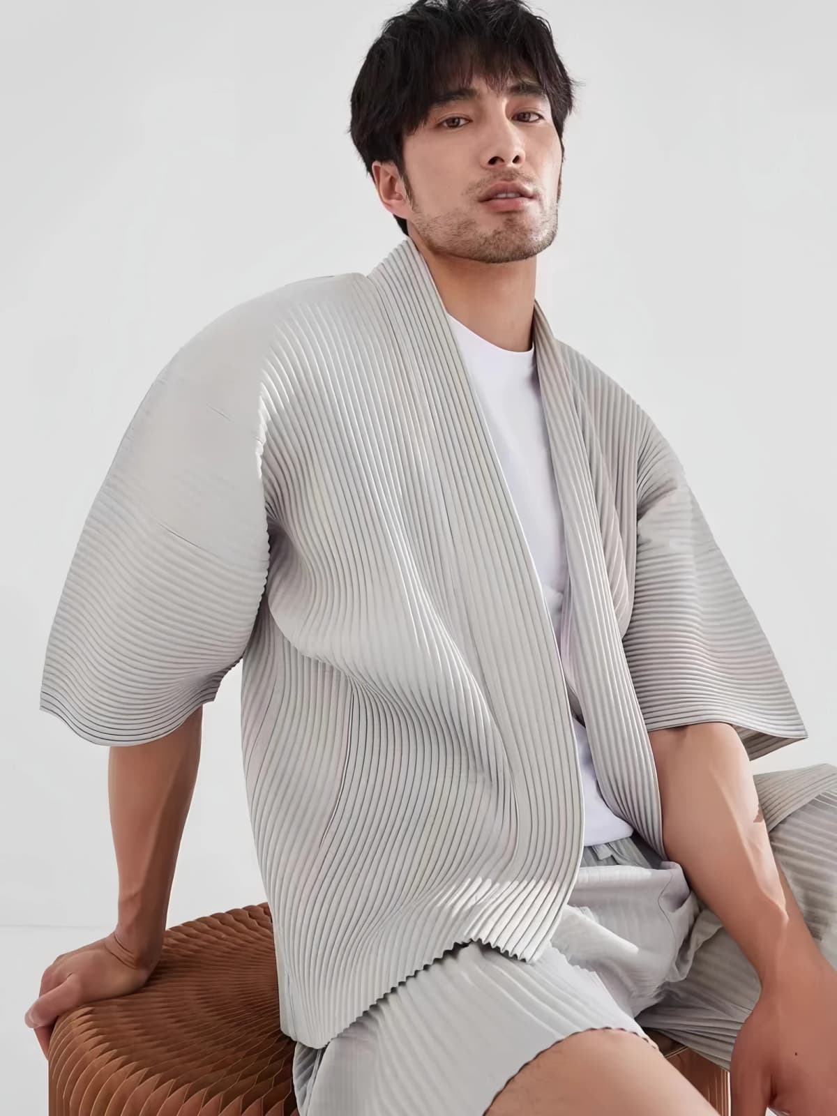 Miyake Pleated Kimono Jacket Men Japanese Style Half Sleeve Short Sleeve Open Front Casual Cardigan Loose Fit Streetwear Top