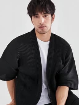 Miyake Pleated Kimono Jacket Men Japanese Style Half Sleeve Short Sleeve Open Front Casual Cardigan Loose Fit Streetwear Top
