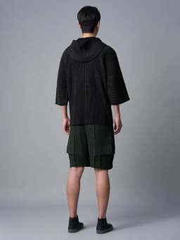 Miyake Pleated Men Black Sweatshirt Three Quarter Sleeve Hoodie With Big Pockets Breathable Loose Drawstring Casual Top