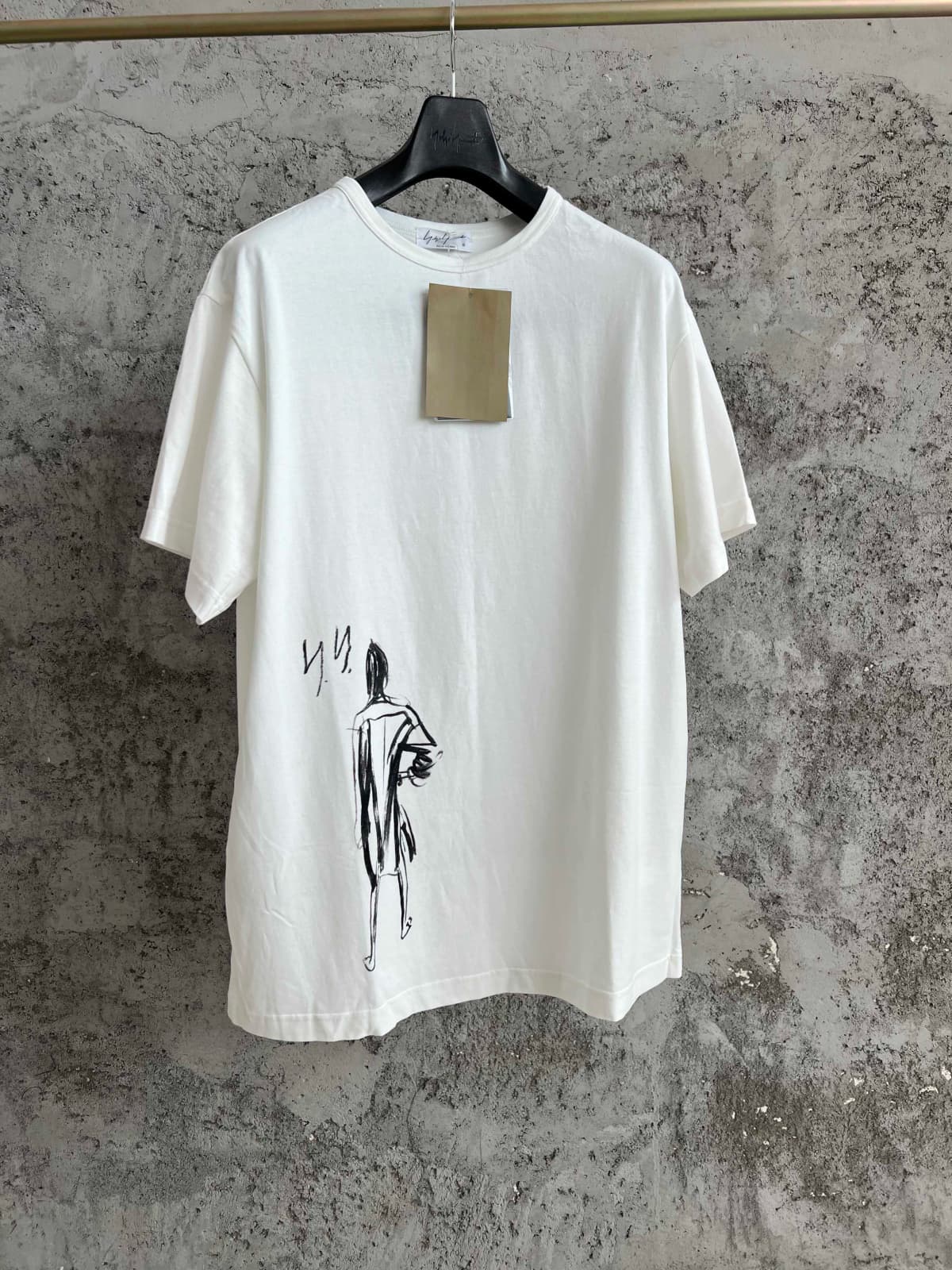 Japanese-style original sketch of a little girl's back view, round-neck printed short-sleeved loose T-shirt