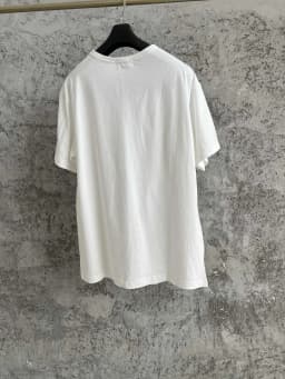 Japanese-style original sketch of a little girl's back view, round-neck printed short-sleeved loose T-shirt