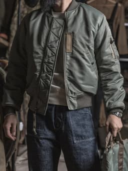 Men Vintage 1955 USAF MA-1 Pilot Bomber Jacket Military Windproof Coat Spring Winter Retro Outerwear for Daily Riding heavy weig