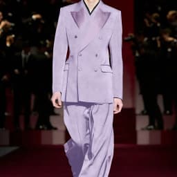 Black Men's Three Breasted Suits 2-piece Set Satin Peaked Lapel Blazer+Satin-trimmed Pants Formal Wedding Evening Party Outfit