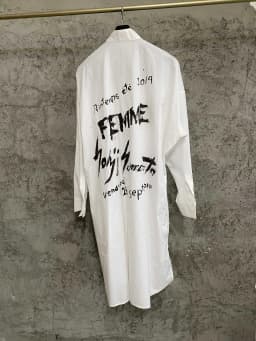 Original design with brush print design, mid-length collar shirt, long-sleeved simple shirt