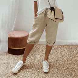 Women Contrast Stripes Shorts Knee-Length Pants For Women With Pockets Elastic Waist Drawstring Breathable Loose-Fitting Bottoms