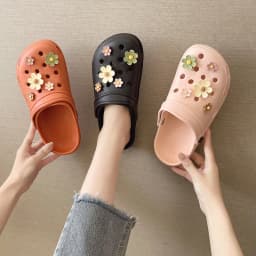 Whole Set Hot DIY Hole Shoes Charms for White Daisy Sunflower Combination Designer Quality Garden Shoe Decoration Girl Gift