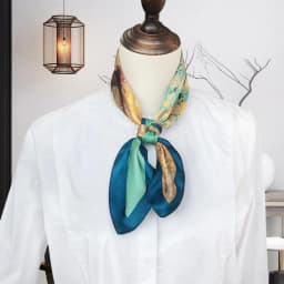 Spring/Summer Golden Tree Print Neck Scarf Outdoor Decoration Wrap for Women Breathable 70*70cm Imitation Square Scarf