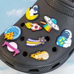 1/16pcs PVC Spaceship Shoe Charms Cartoon Astronaut Cool UFO ET Shoe Accessories Decorations Pins for Men Boy Kids Sandal Gifts